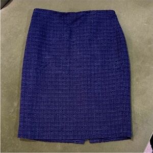 LAST CHANCE❗️ Ann Taylor Navy Pencil tweed Skirt